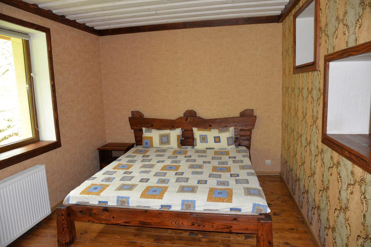 Motel Syni Potoky Svalyava Exterior foto